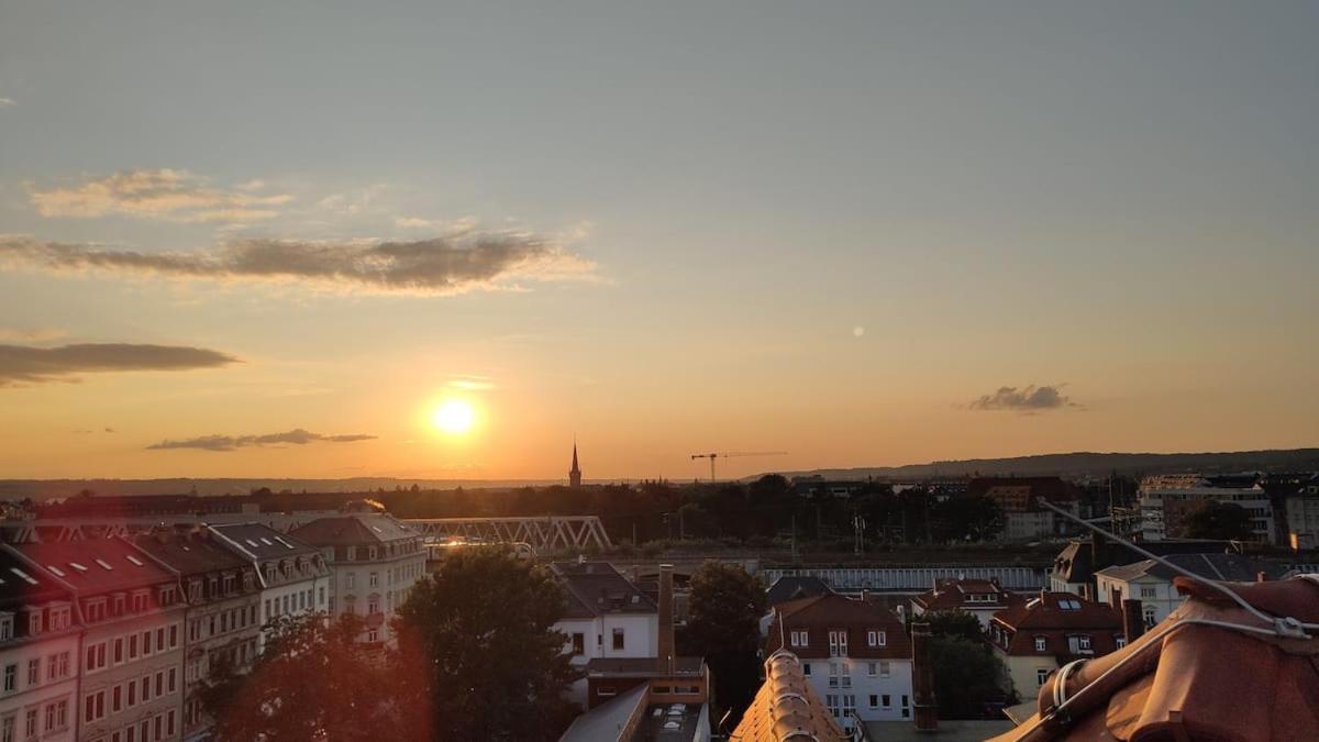 4 Raum Wohnung Mit Balkon Auf 120Sqm In Top Lage Drezno Zewnętrze zdjęcie